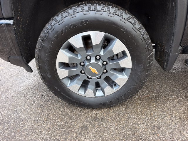 Used 2024 Chevrolet Silverado 2500 Custom w/ Custom Convenience Package AWD/4WD image 31
