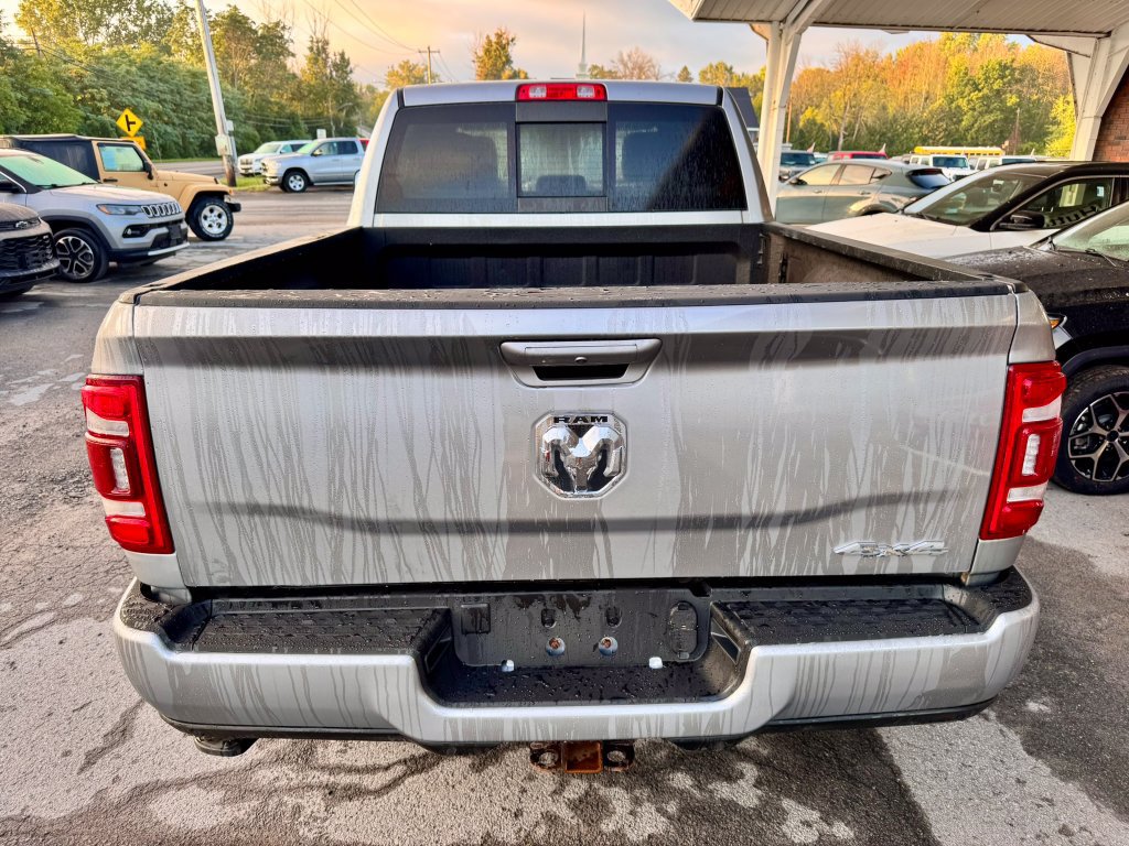 Used 2022 RAM 3500 Big Horn w/ Level B Equipment Group AWD/4WD image 4