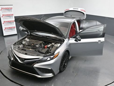 Used 2021 Toyota Camry XSE image 26