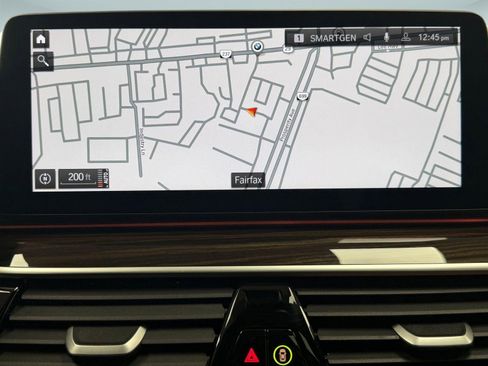 Used 2023 BMW 530i xDrive w/ Premium Package image 17