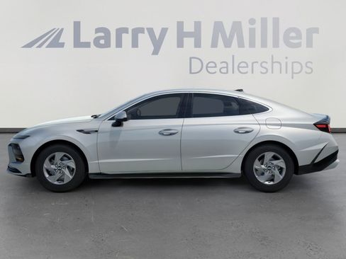 New 2026 Hyundai Sonata SE FWD image 3