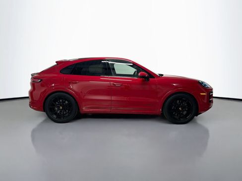 Certified 2025 Porsche Cayenne GTS AWD/4WD image 8