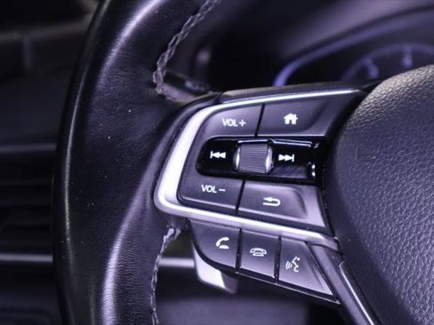 Used 2022 Honda Accord Sport image 18