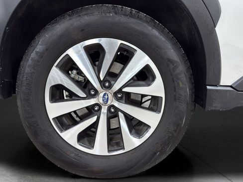 Certified 2025 Subaru Outback Premium image 40