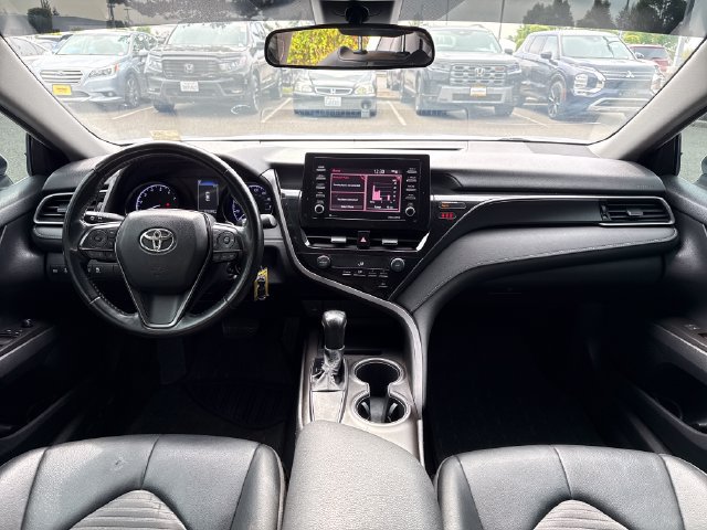 Used 2021 Toyota Camry SE FWD image 26