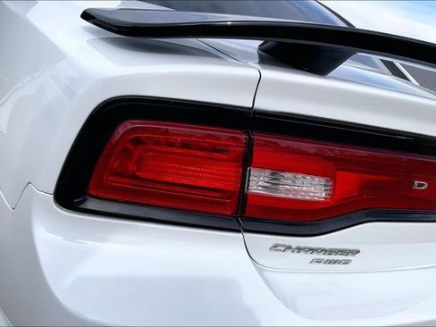 Used 2013 Dodge Charger R/T image 29