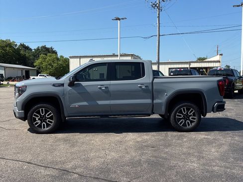 Used 2025 GMC Sierra 1500 AT4 w/ AT4 Premium Package AWD/4WD image 7