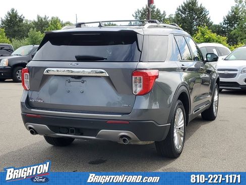 Certified 2023 Ford Explorer Limited w/ Hybrid Equipment Group 310A AWD/4WD image 4