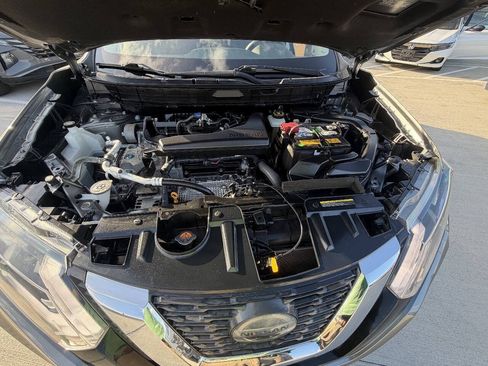 Used 2019 Nissan Rogue SV AWD/4WD image 24