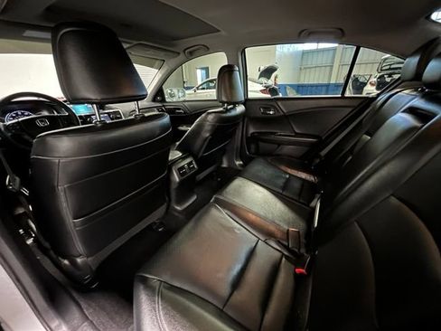 Used 2015 Honda Accord EX-L image 15