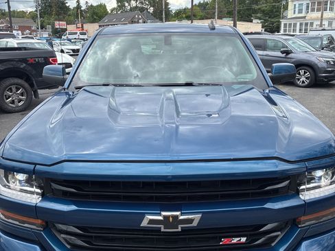 Used 2018 Chevrolet Silverado 1500 LT w/ All Star Edition image 14