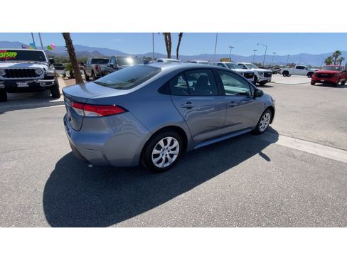 Used 2025 Toyota Corolla LE FWD image 8