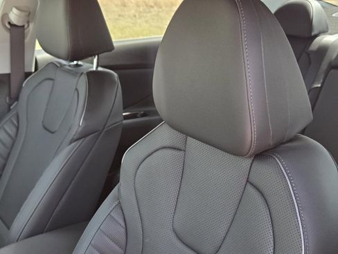 New 2026 Hyundai Elantra Limited FWD image 17