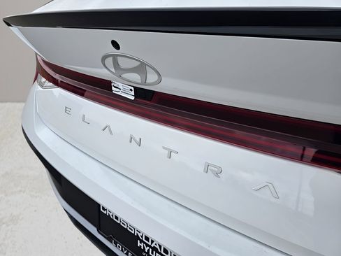 New 2026 Hyundai Elantra SEL Sport Premium image 10