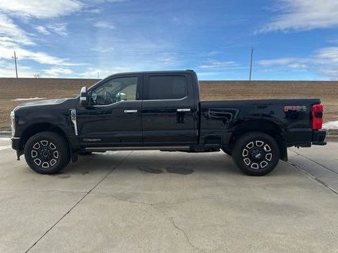 Used 2024 Ford F350 Platinum AWD/4WD image 9