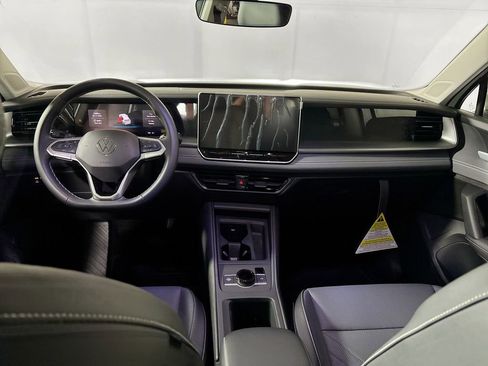 New 2026 Volkswagen Tiguan SE AWD/4WD image 12