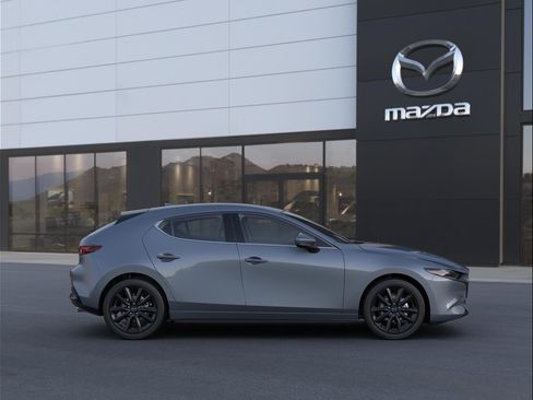 New 2026 MAZDA MAZDA3 2.5 S Hatchback w/ Premium Pkg FWD image 5