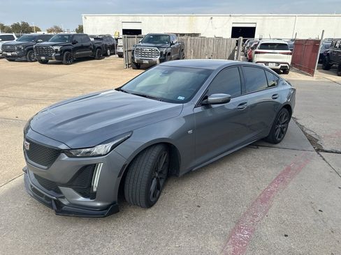 Used 2021 Cadillac CT5 Sport image 1