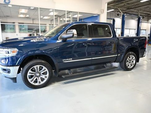 Used 2023 RAM 1500 Limited AWD/4WD image 11