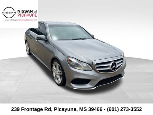 Used 2014 Mercedes-Benz E 350 Sedan image 7