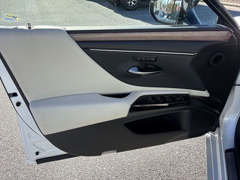 Used 2023 Lexus ES 350 w/ Premium Package image 24