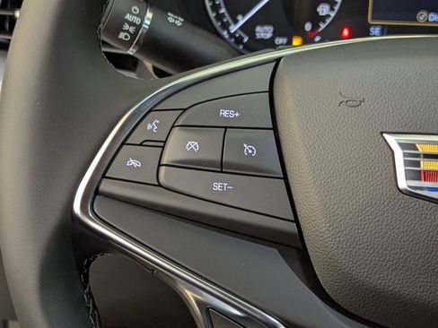 New 2026 Cadillac XT5 Luxury FWD image 16