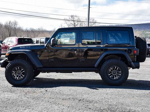 Certified 2025 Jeep Wrangler Willys image 6