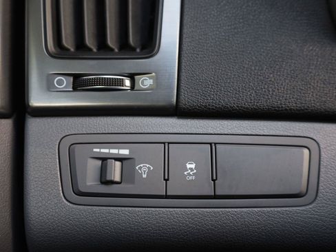 Used 2014 Hyundai Sonata Limited w/ Panoramic Sunroof Package 02 FWD image 34