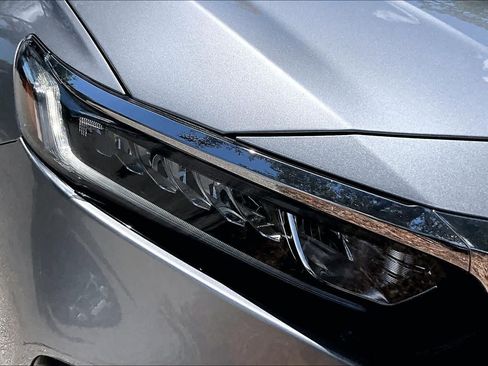 Used 2018 Honda Accord EX-L image 27