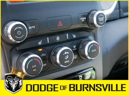 Used 2022 RAM 1500 Big Horn AWD/4WD image 22