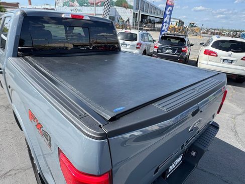 Used 2019 Ford F150 Lariat w/ Equipment Group 502A Luxury AWD/4WD image 8