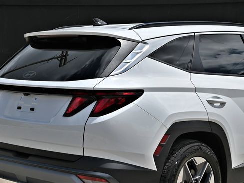 Used 2026 Hyundai Tucson SEL image 12