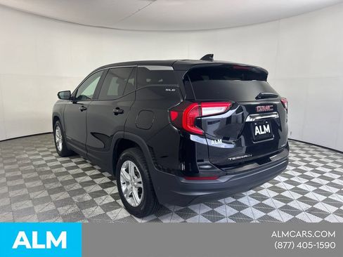 Used 2024 GMC Terrain SLE AWD/4WD image 9
