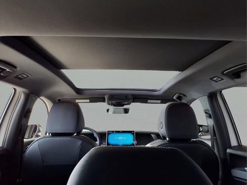 New 2026 Volkswagen Tiguan SE R-Line AWD/4WD image 6