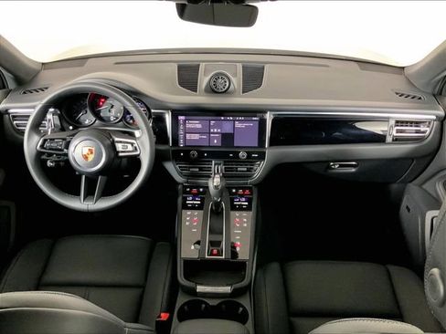 New 2026 Porsche Macan AWD/4WD image 11