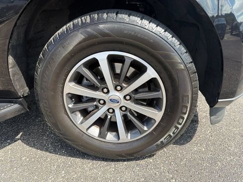 Used 2019 Ford Expedition Max XLT AWD/4WD image 9