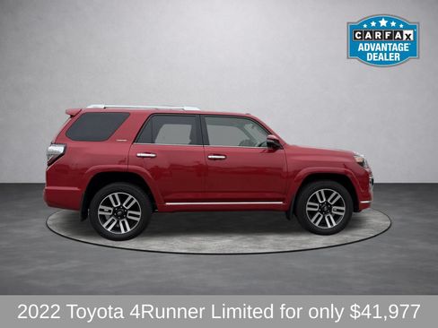 Used 2022 Toyota 4Runner Limited AWD/4WD image 2
