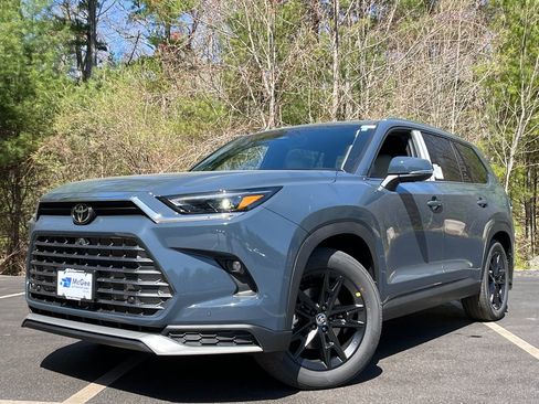 New 2026 Toyota Grand Highlander AWD Hybrid image 1