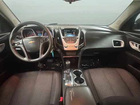 Used 2017 Chevrolet Equinox LS w/ LPO, Protection Package FWD image 9