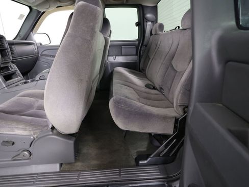 Used 2005 GMC Sierra 1500 SLE w/ Safe And Sound Package image 14