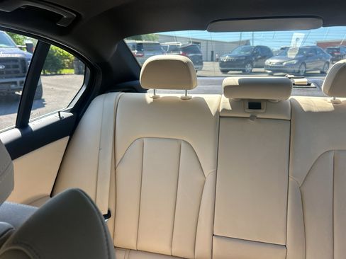Used 2020 BMW 330i Sedan w/ Convenience Package RWD image 29