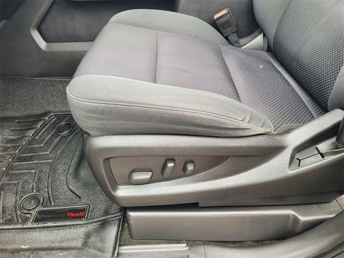 Used 2015 GMC Sierra 1500 SLE w/ Texas SLE Value Package image 28