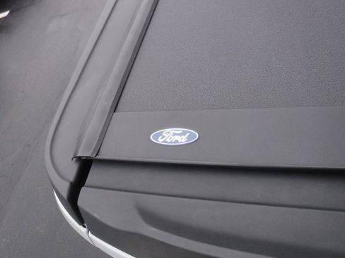 Used 2022 Ford Maverick XLT image 17