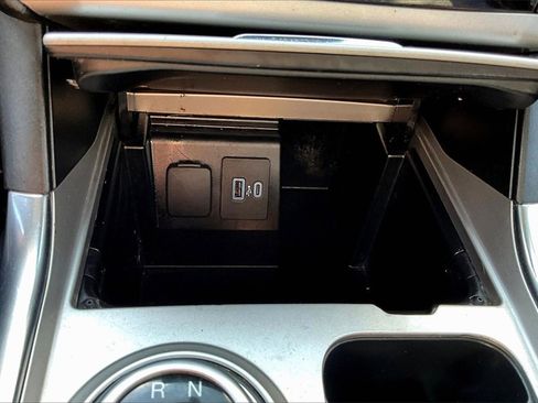 Certified 2022 Ford Explorer XLT w/ Equipment Group 202A image 28