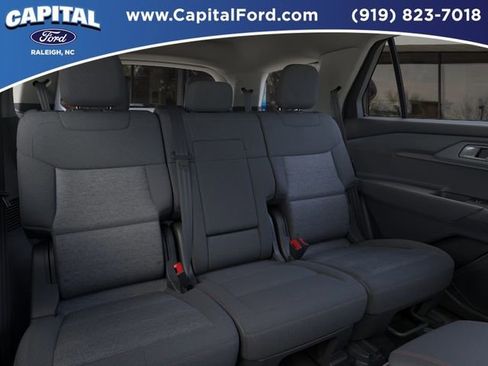 New 2026 Ford Explorer Active RWD image 11