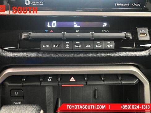 Used 2023 Toyota Tundra SR5 AWD/4WD image 19