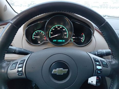 Used 2011 Chevrolet Malibu LTZ image 30