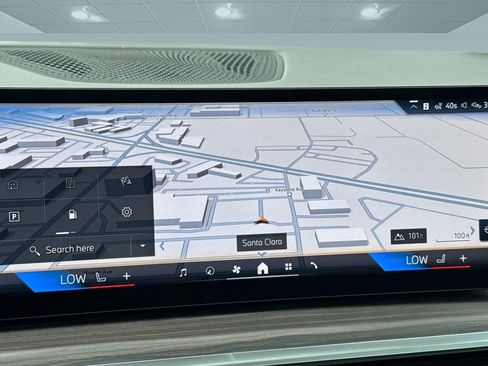 Used 2026 BMW X5 xDrive40i image 22