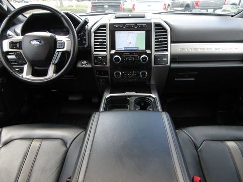 Certified 2021 Ford F350 Platinum w/ Tremor Off-Road Package AWD/4WD image 22