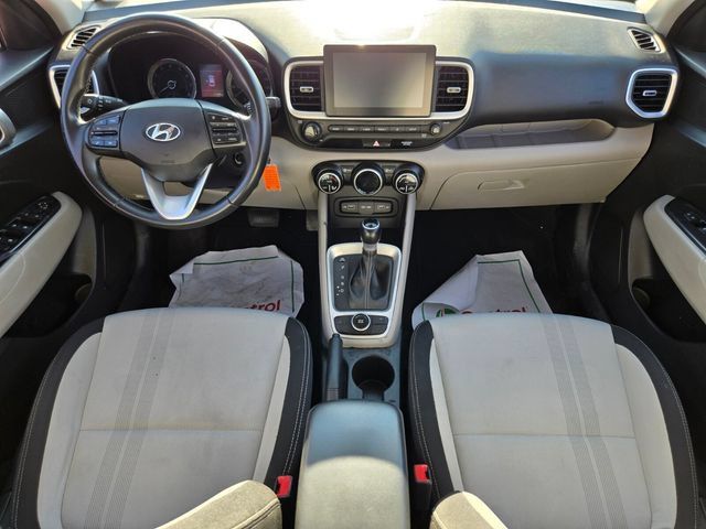 Used 2022 Hyundai Venue SEL FWD image 16